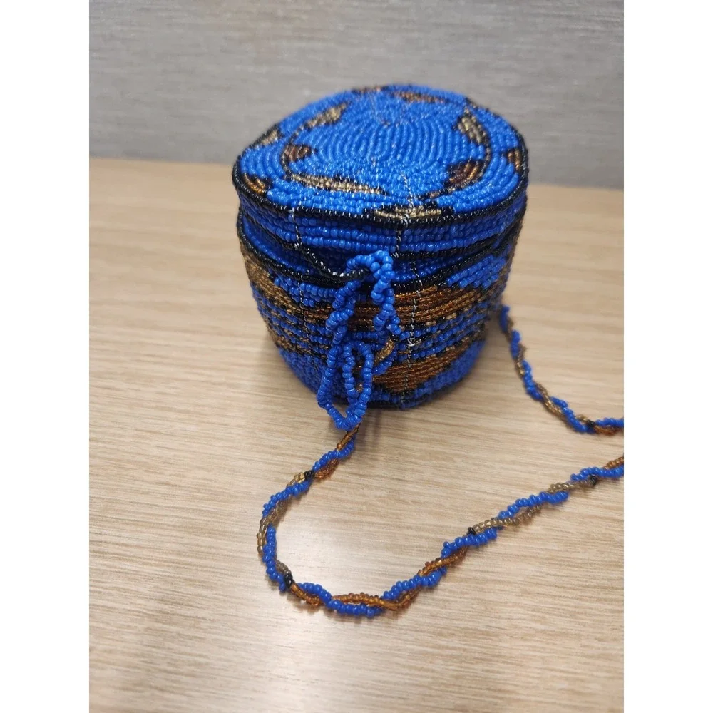 Vintage Seed Bead Hand Beaded Wire Hanging Trinket Box‎ Purse Lidded Blue Gold